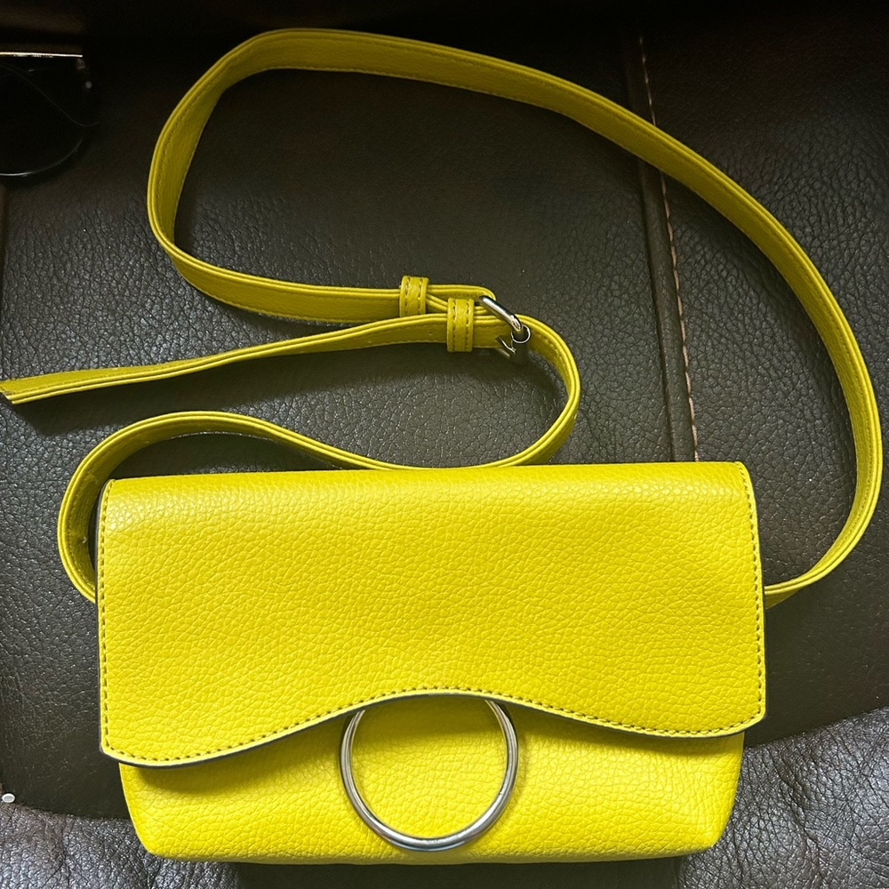 New York &. Co. Yellow Belted Fanny Pack
